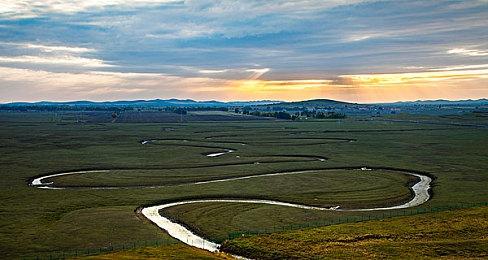 《完美黑暗》工作室发声明 将继续和水晶动力合作